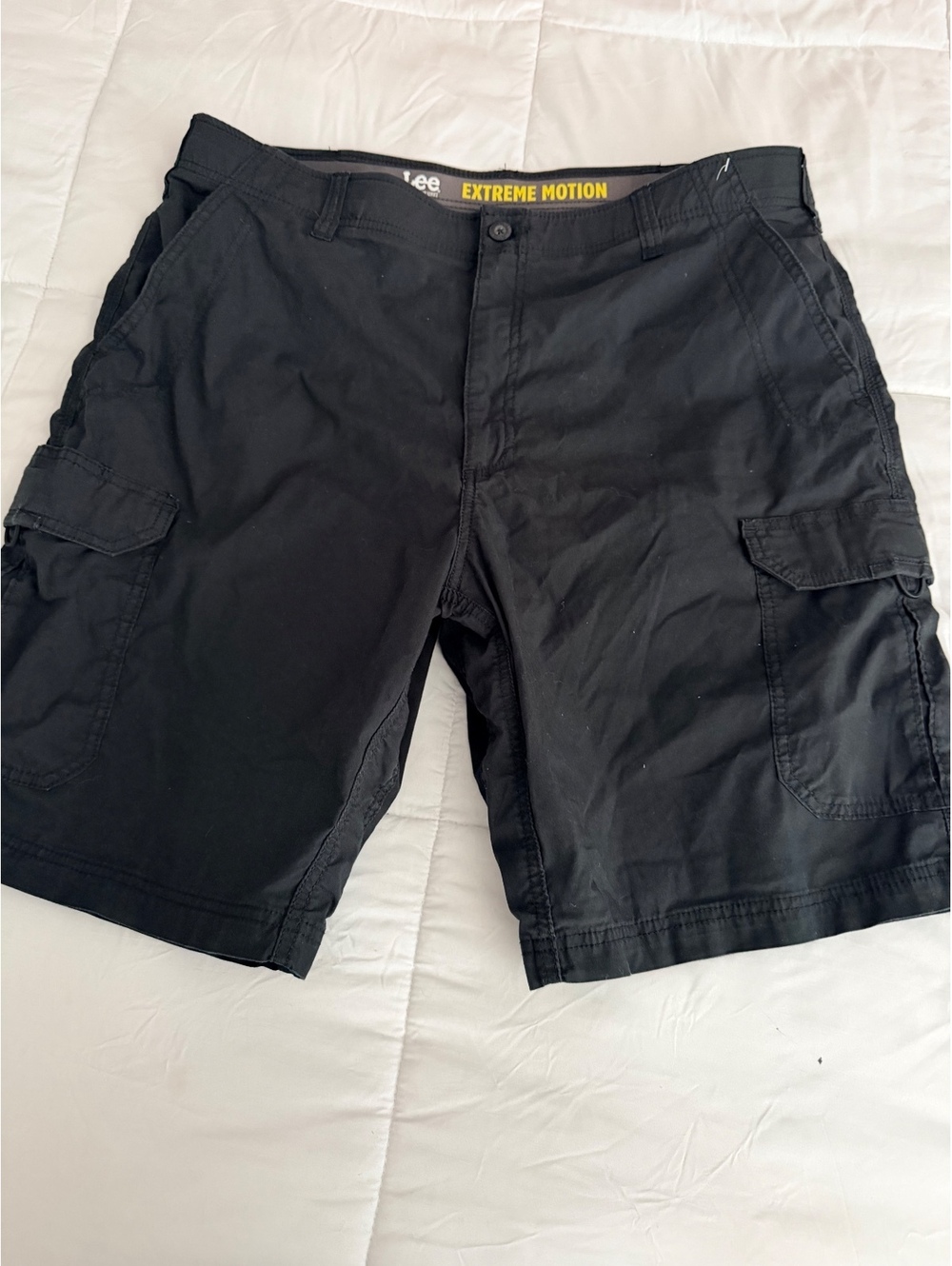 Lee Extreme Motion Black Cargo Shorts Size 38
